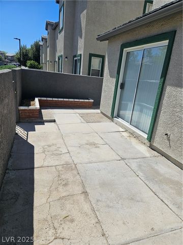 5218 Pat Place, Las Vegas, NV 89118