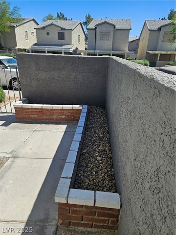 5218 Pat Place, Las Vegas, NV 89118