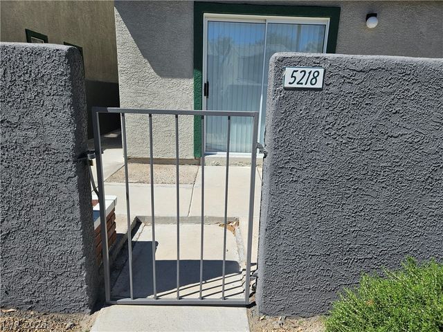 5218 Pat Place, Las Vegas, NV 89118