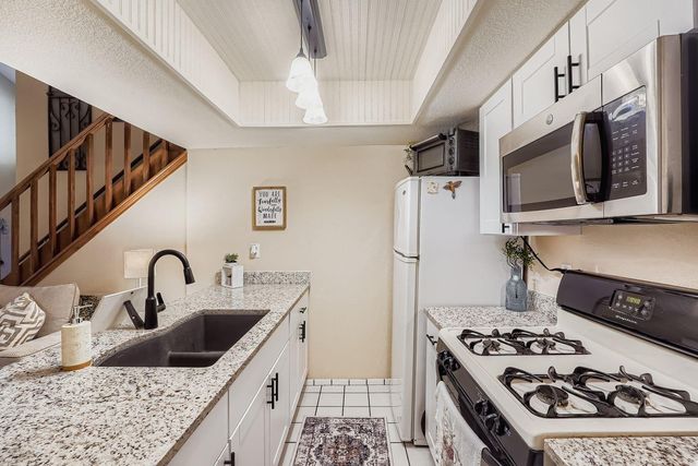 500 Hesters Crossing RD 310, Round Rock, TX 78681