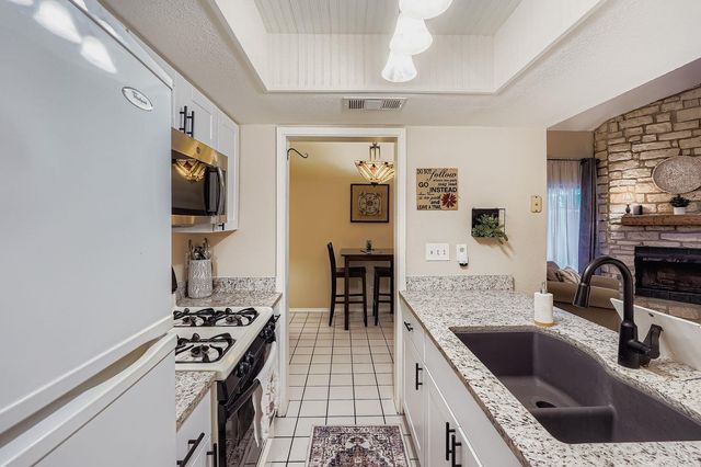 500 Hesters Crossing RD 310, Round Rock, TX 78681