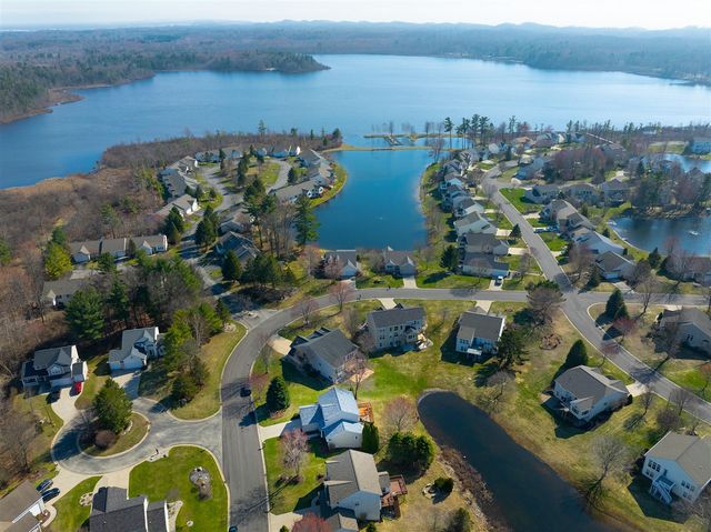 6779 Winter Creek Road, Norton Shores, MI 49444