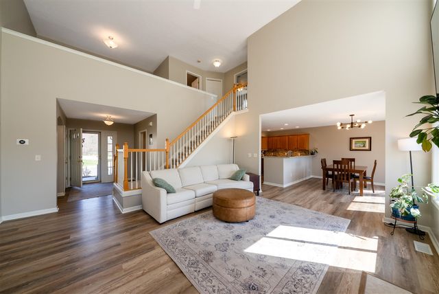 6779 Winter Creek Road, Norton Shores, MI 49444