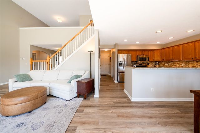 6779 Winter Creek Road, Norton Shores, MI 49444