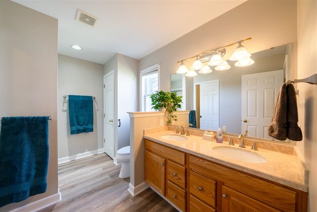 6779 Winter Creek Road, Norton Shores, MI 49444