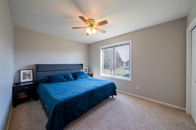 6779 Winter Creek Road, Norton Shores, MI 49444