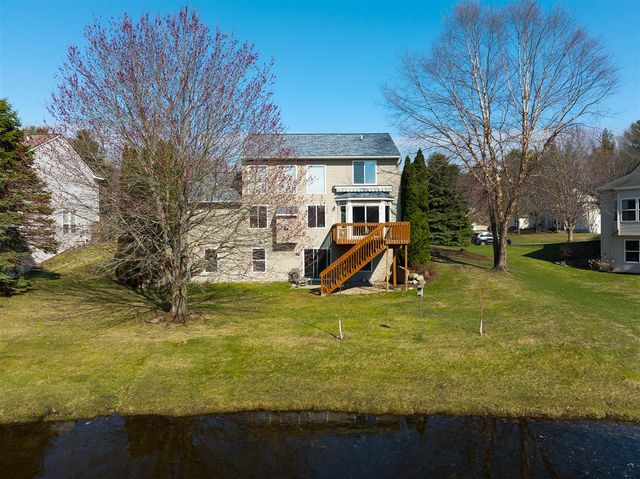 6779 Winter Creek Road, Norton Shores, MI 49444
