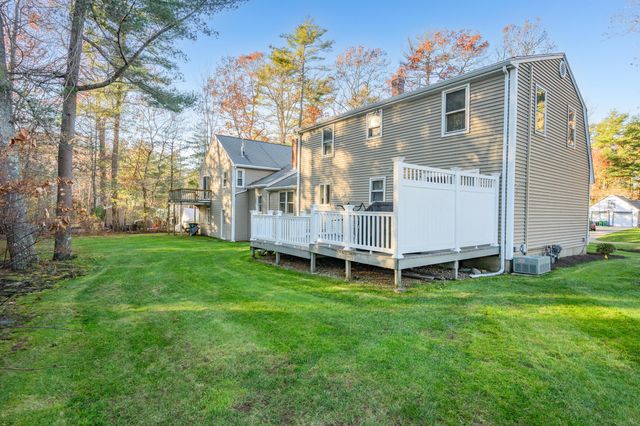 31 Hillcrest Drive, Pembroke, MA 02359