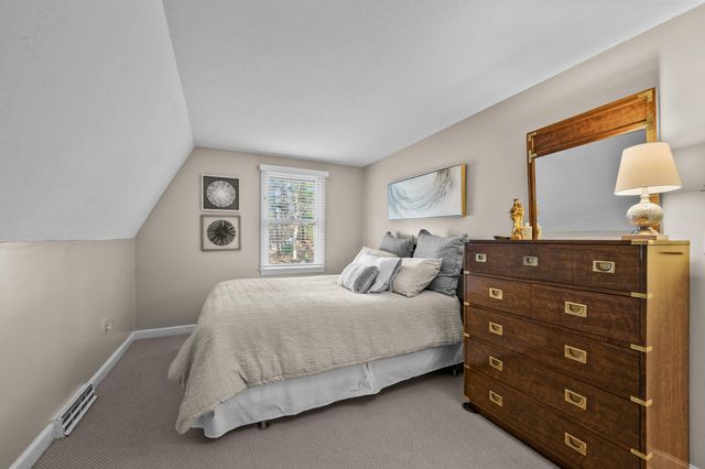 31 Hillcrest Drive, Pembroke, MA 02359