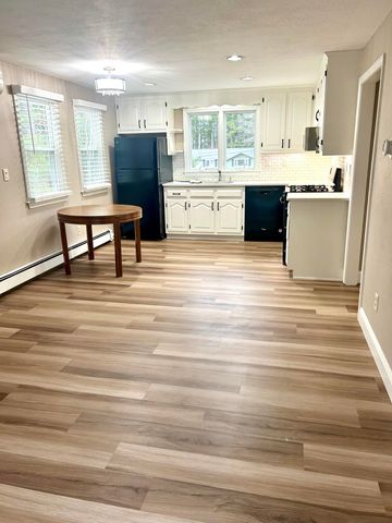 31 Hillcrest Drive, Pembroke, MA 02359