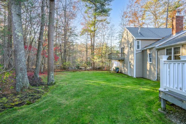 31 Hillcrest Drive, Pembroke, MA 02359