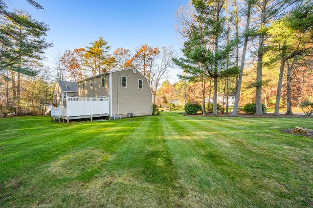 31 Hillcrest Drive, Pembroke, MA 02359