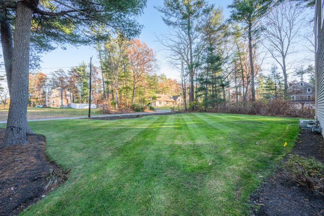 31 Hillcrest Drive, Pembroke, MA 02359