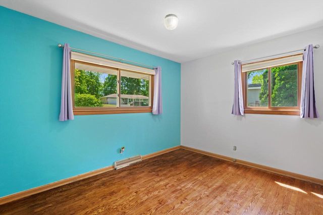 14640 Cameron Drive Lower, Brookfield, WI 53005