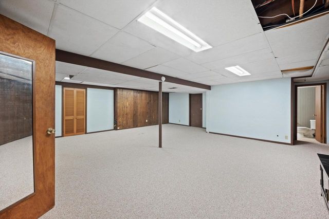 14640 Cameron Drive Lower, Brookfield, WI 53005