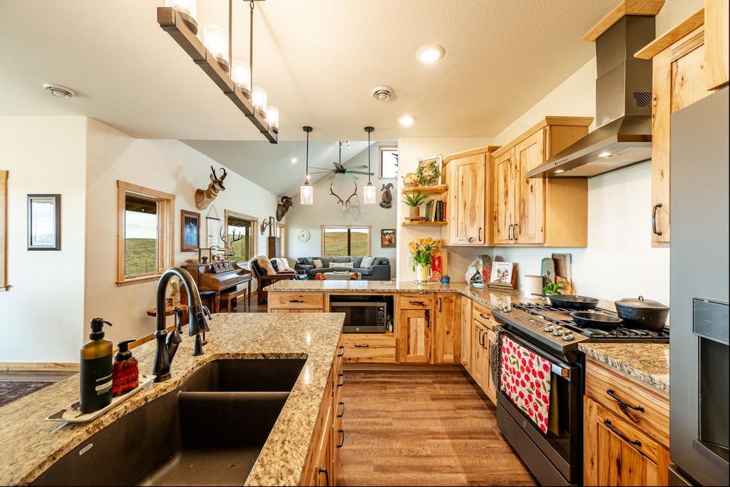 144 Oleo Acres Road, Moorcroft, WY 82721 photo 17