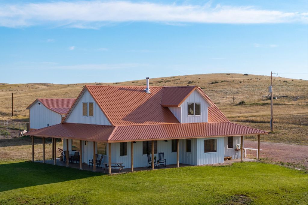 144 Oleo Acres Road, Moorcroft, WY 82721 photo 4