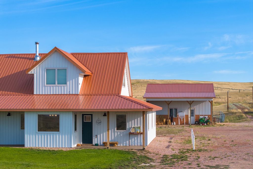 144 Oleo Acres Road, Moorcroft, WY 82721 photo 8