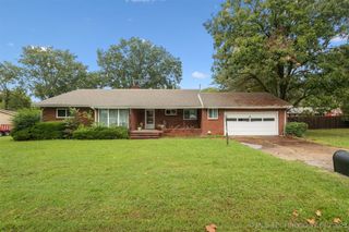 1419 Crescent, Bartlesville, OK 74006