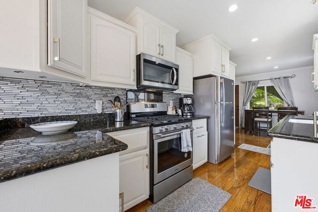 3614 2nd Avenue, La Crescenta, CA 91214