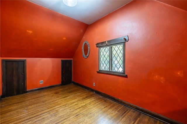 21 Hillsboro Road, Brighton, NY 14610