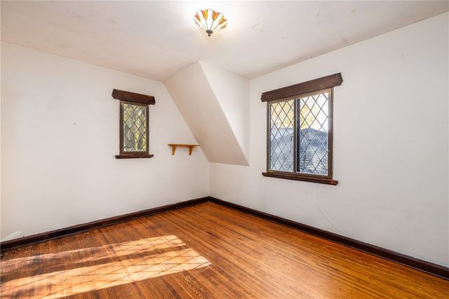 21 Hillsboro Road, Brighton, NY 14610