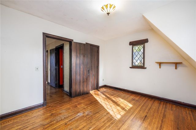 21 Hillsboro Road, Brighton, NY 14610