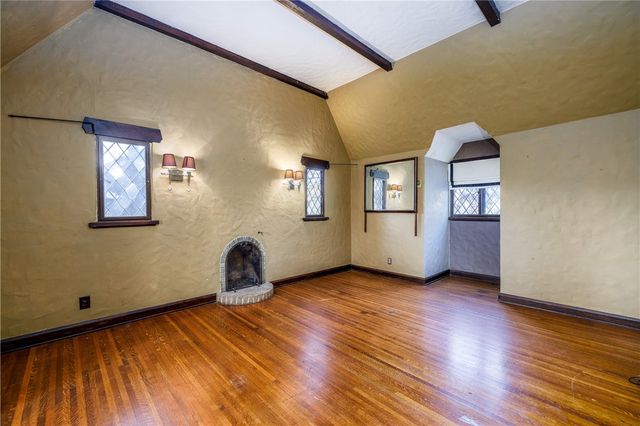 21 Hillsboro Road, Brighton, NY 14610