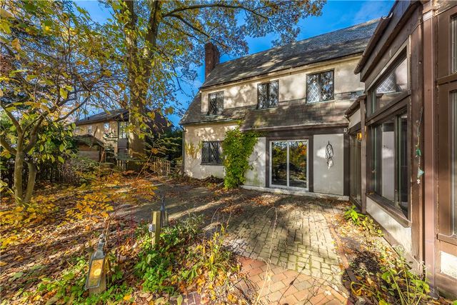 21 Hillsboro Road, Brighton, NY 14610