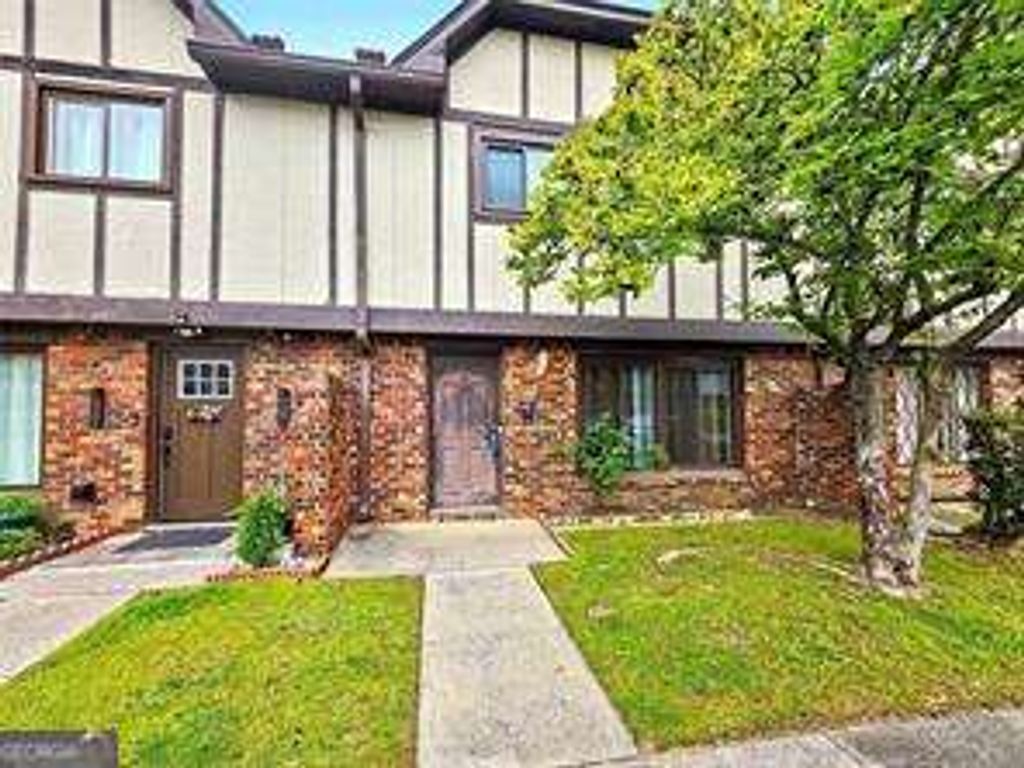 1831 Ashborough Court SE B, Marietta, GA 30067