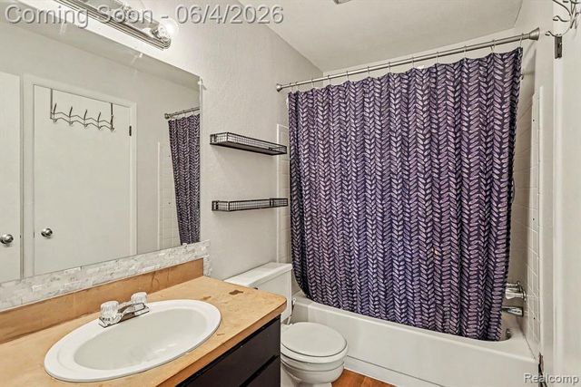24831 Cashmere Court, Southfield, MI 48033