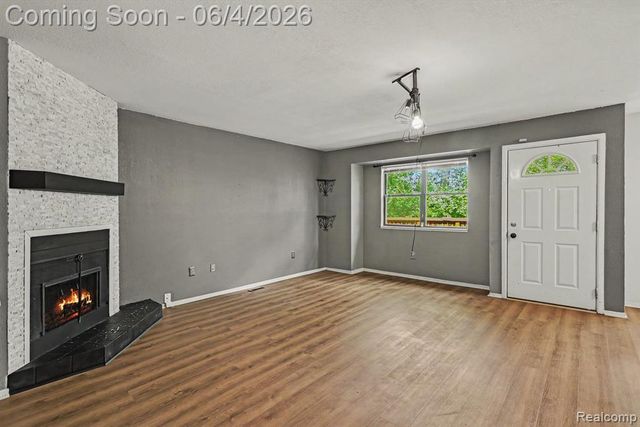 24831 Cashmere Court, Southfield, MI 48033
