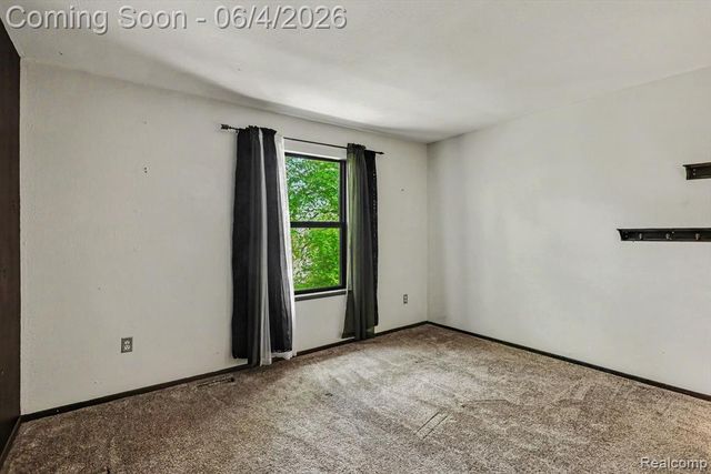 24831 Cashmere Court, Southfield, MI 48033