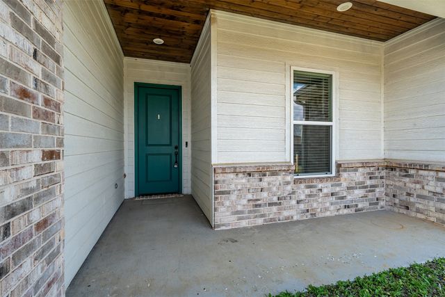 1806 Forestdale, Whitehouse, TX 75791