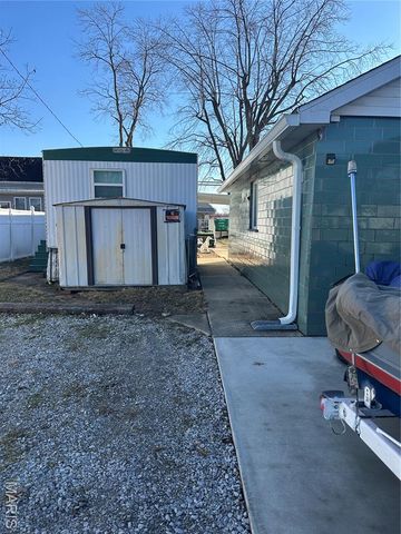 408 E 2nd Street, St Jacob, IL 62281