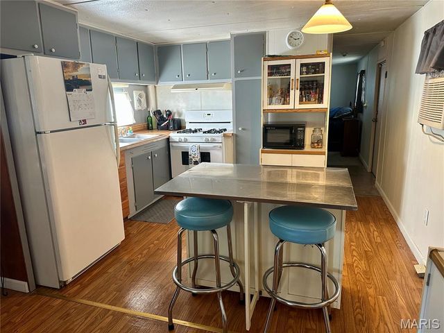 408 E 2nd Street, St Jacob, IL 62281