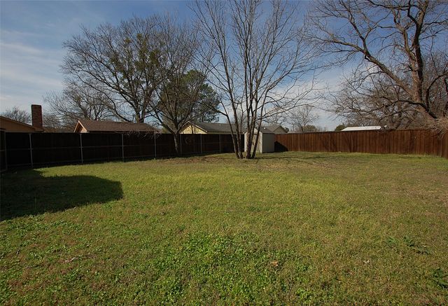 106 W Church Street, Crandall, TX 75114