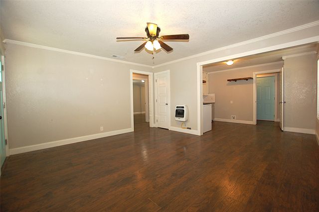 106 W Church Street, Crandall, TX 75114