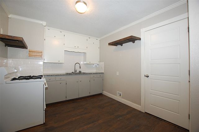 106 W Church Street, Crandall, TX 75114