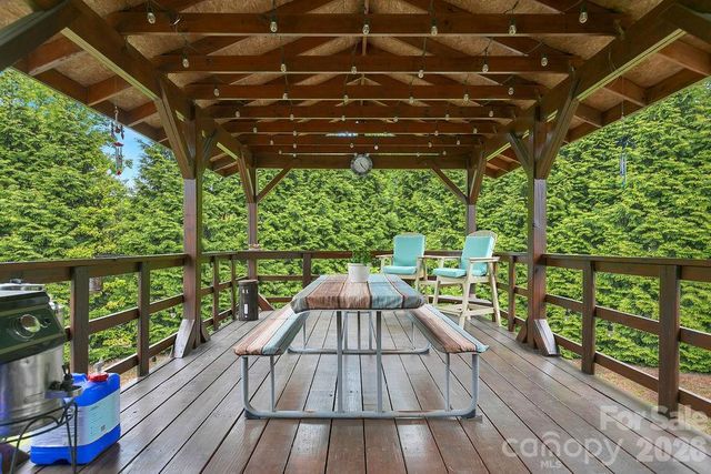 111 Wild Hog Creek Road, Rosman, NC 28772