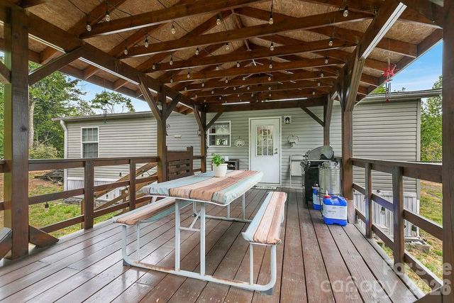 111 Wild Hog Creek Road, Rosman, NC 28772