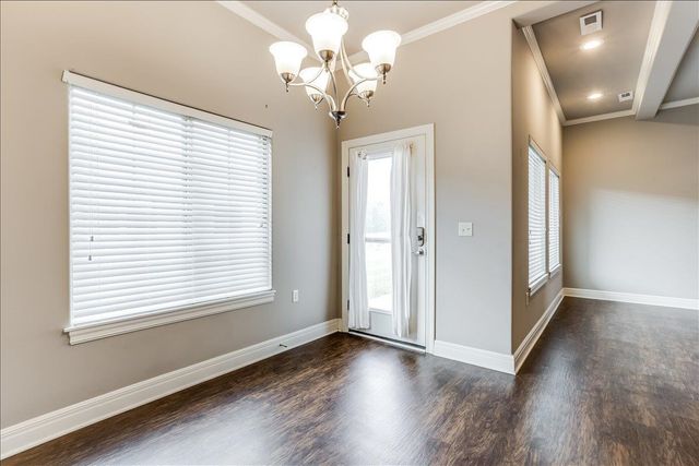 139 N Sheridan Ave, Valley Center, KS 67147