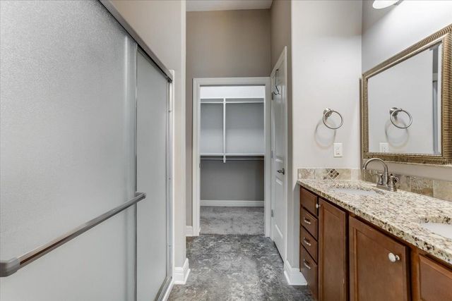 139 N Sheridan Ave, Valley Center, KS 67147