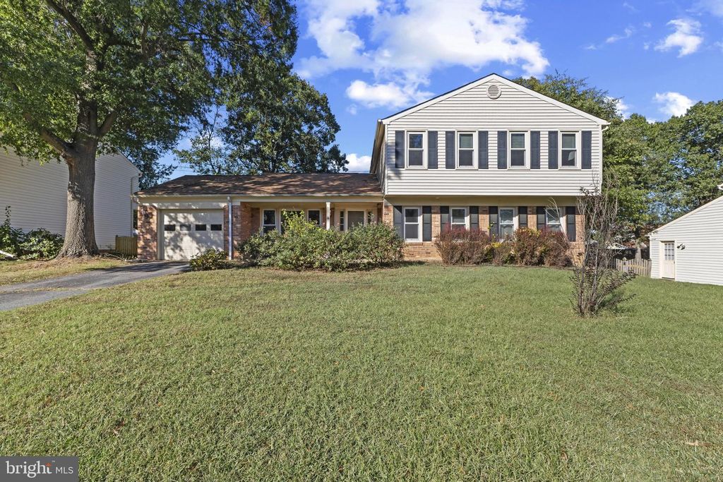 11 BUTTERNUT WAY, Sterling, VA 20164