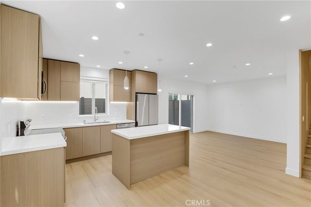 4853 Woodman Avenue, Sherman Oaks, CA 91423