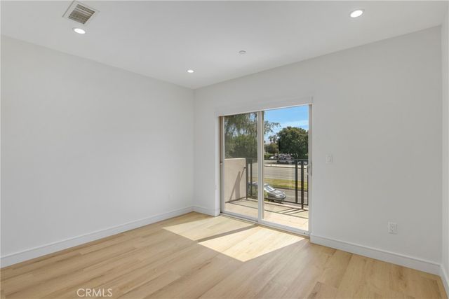 4853 Woodman Avenue, Sherman Oaks, CA 91423