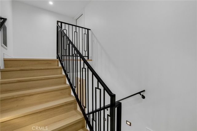4853 Woodman Avenue, Sherman Oaks, CA 91423