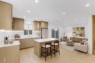 4853 Woodman Avenue, Sherman Oaks, CA 91423