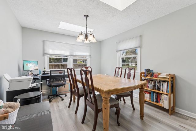 6909 COLUMBIA DR, Alexandria, VA 22307