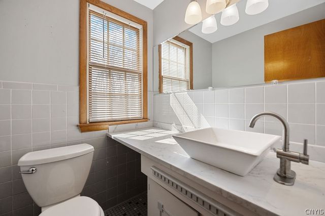 5645 Stevens Drive South, Cicero, NY 13039